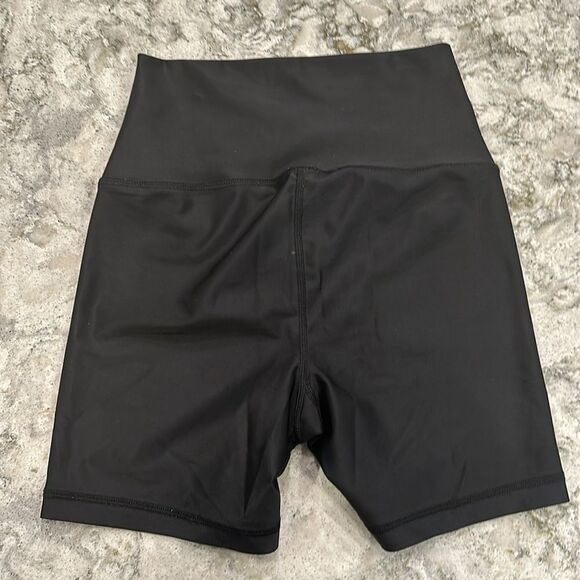 🩳 Off-Line by Aerie Shorty - High-Rise - 4-Inch Inseam - Extra Small - Picture 4 of 4